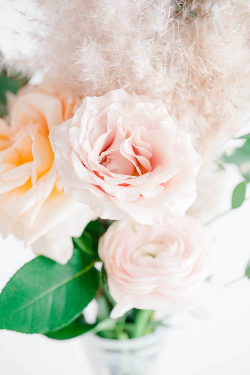 Blush pink flower and white flower arrangement 